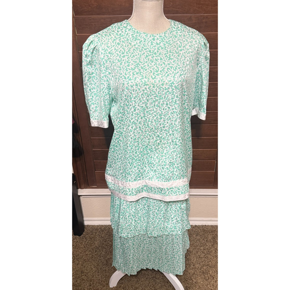 Vintage Maggy Boutique Skirt Set sz 12 Green White Satin 80s Pleated Tiered Midi - Picture 1 of 9